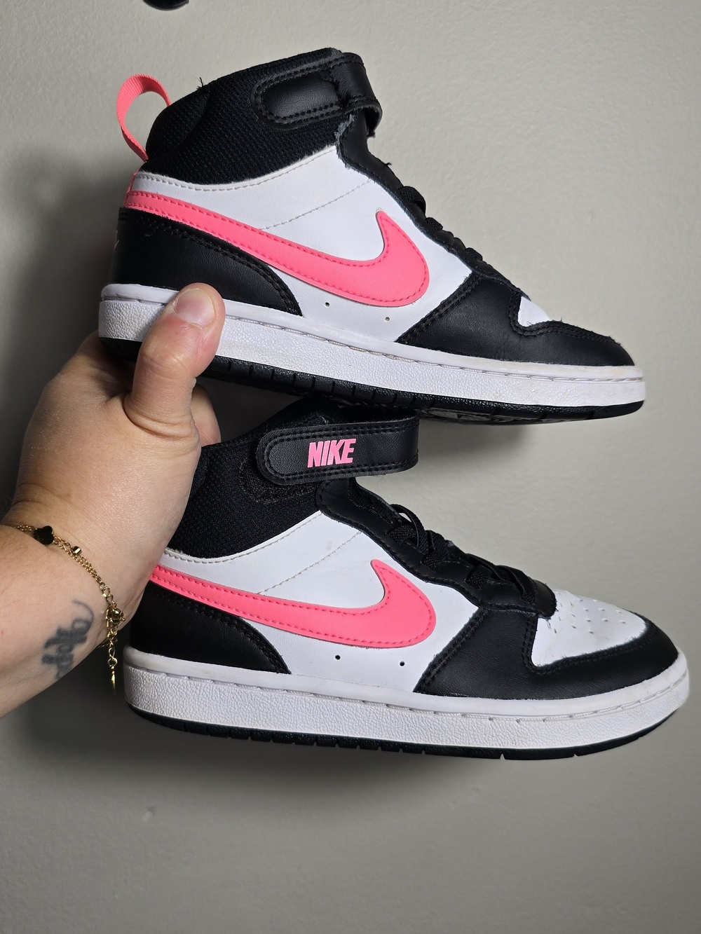 Nike Kids' High-Top Sneakers - White/Black with Pink Swoosh - Picture 1 of 5